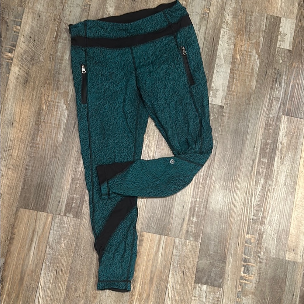 Lululemon Green Textured Leggings